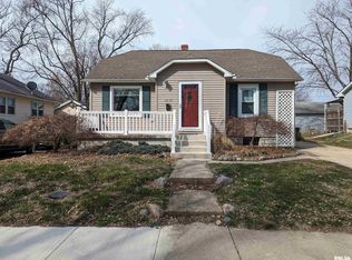 1311 S 10th St, Pekin, IL