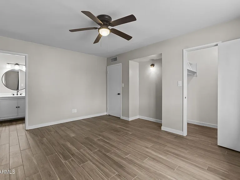 1229 E Manhatton Dr — Photo 19