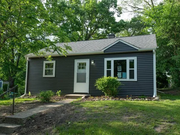 1331 Center St, Kalamazoo, MI 49048