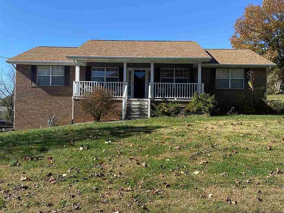 1st image of 1865 Martindale Dr