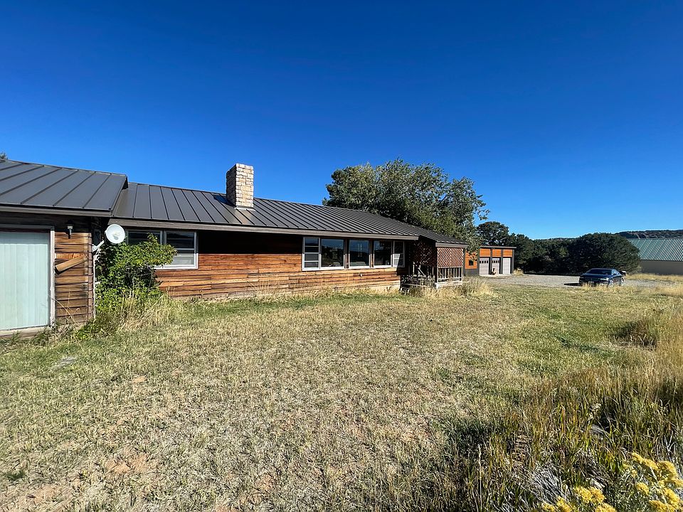 2nd image of 344 McClaran Ln