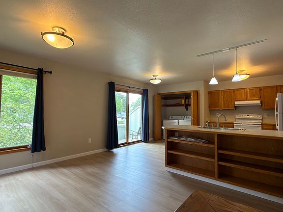 5th image of 1037 Driftwood Dr