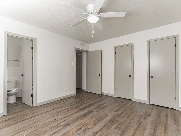 Colony House — Photo 26