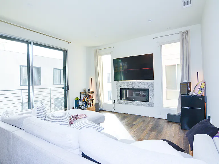 11254 Mississippi Ave #104A — Photo 20
