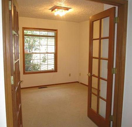 3rd image of 3411 SE 168th Ave