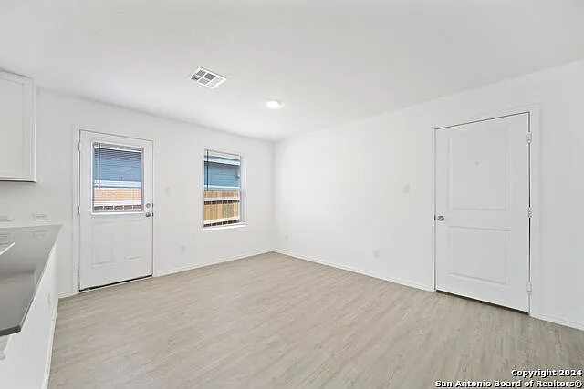 12942 Deep Eddy — Photo 4