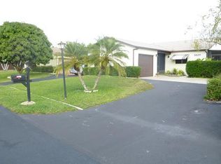 5577 Mirror Lakes Blvd, Boynton Beach, FL 33472