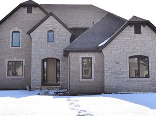 7706 Crimson Ct, Shelby Township, MI 48316