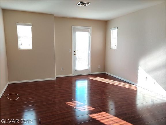 5th image of 9284 Millikan Ave