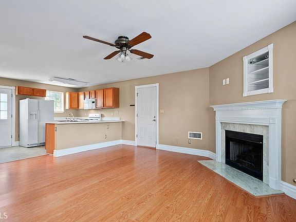 5th image of 523 N Fairfield Dr