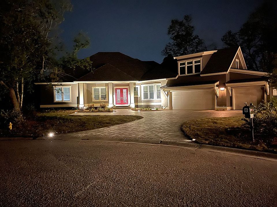 2nd image of 8 Caravelle Ct