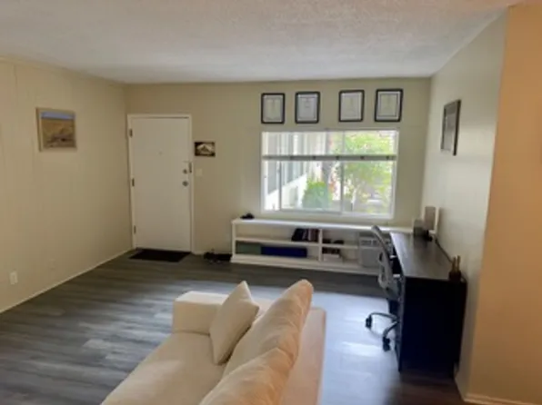 8207 De Longpre Ave APT 6, West Hollywood, CA 90046