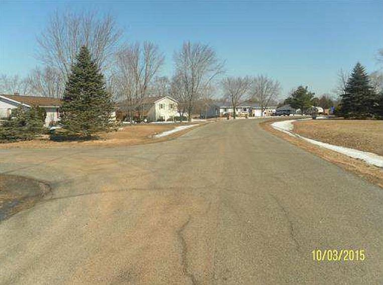 2nd image of 518 Pine Tree Dr