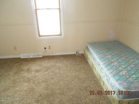 3rd image of 204 Okabena St