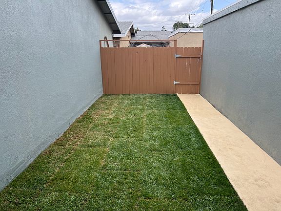 2nd image of 1023 W El Morado Ct #C