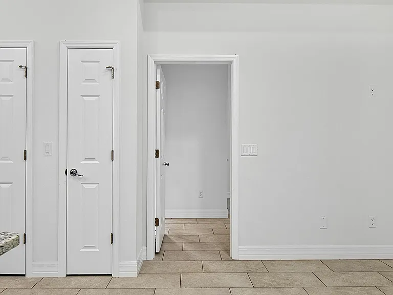 14 Ullynn Pl #A — Photo 8