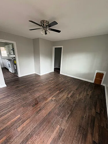 5714 Court M #5720 Photo 1