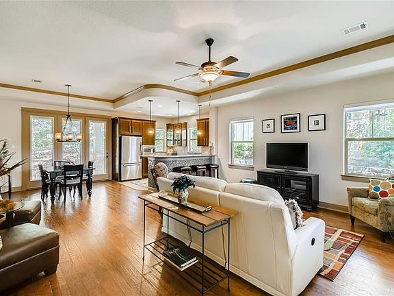 5th image of 14501 Falcon Head Blvd Unit 15