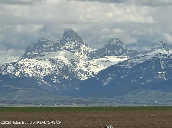 8875 W Ridge Rd, Tetonia, ID 83452