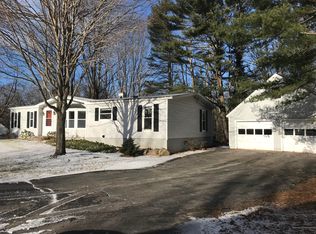 100 Old Cape Rd, Kennebunkport, ME 04046