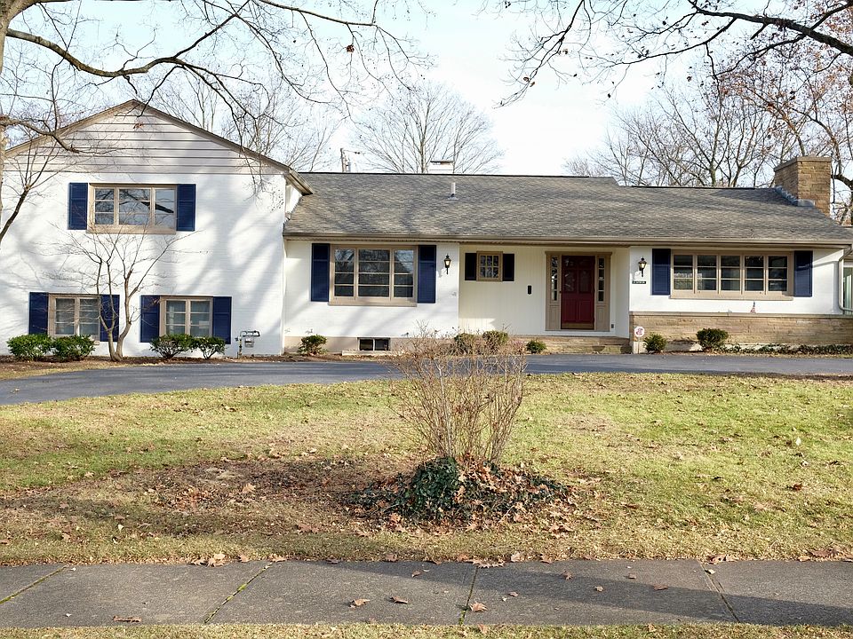 1st image of 111 Eaton Dr