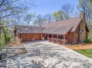 741 Slinger Rd, Slinger, WI 53086