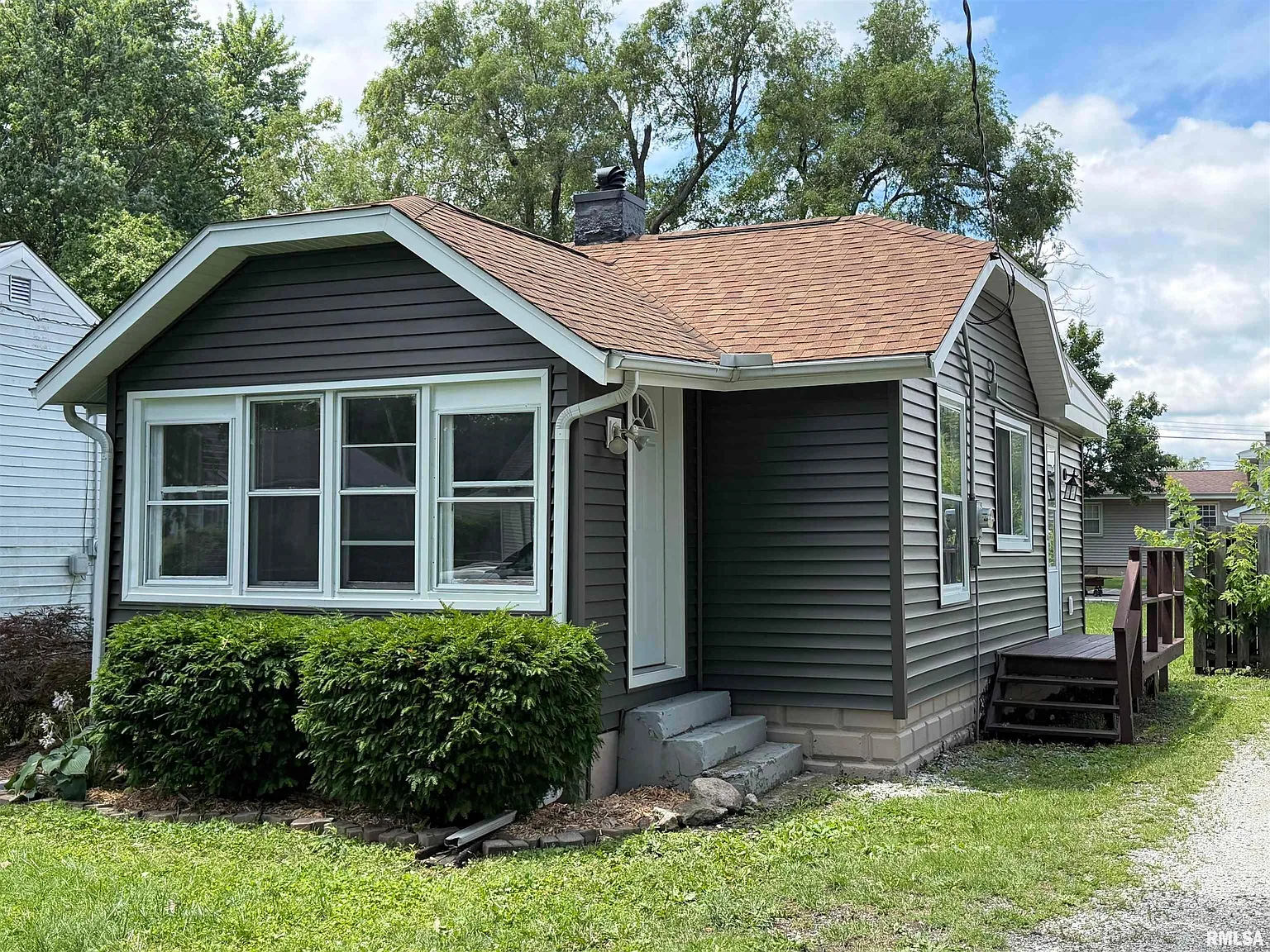 1 bed, 572 sqft, $1,050 — Photo 2