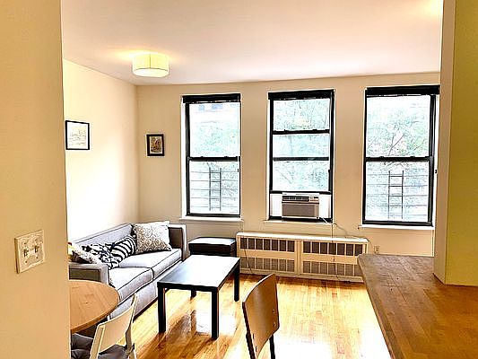 1st image of 225 W 113th St #C