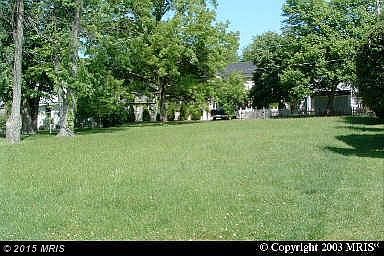 1st image of 107 E Chew Ave
