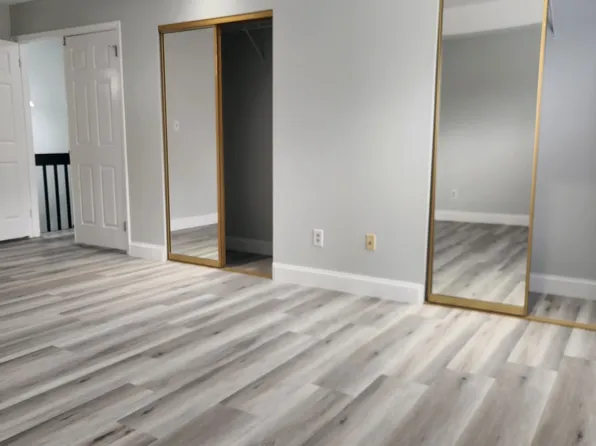 221 Village Circle Drive image 9 of 17