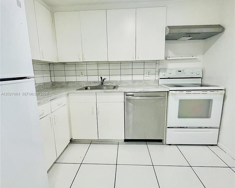 1st image of 13499 Biscayne Blvd APT 1613