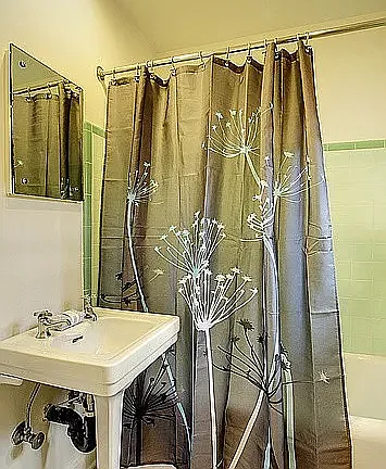 4204 11th Ave NE #1 — Photo 8