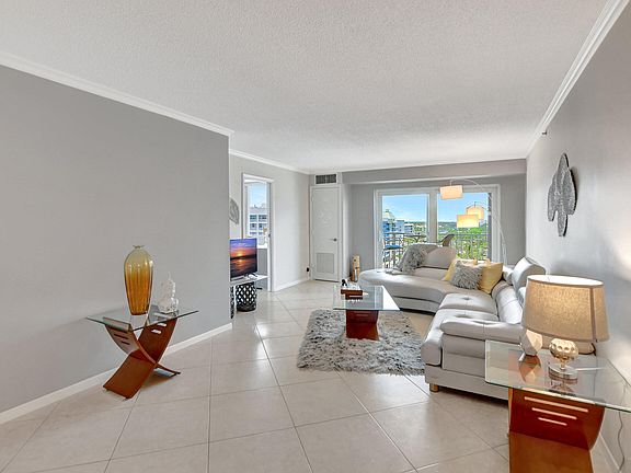 4th image of 3215 S Ocean Boulevard #702