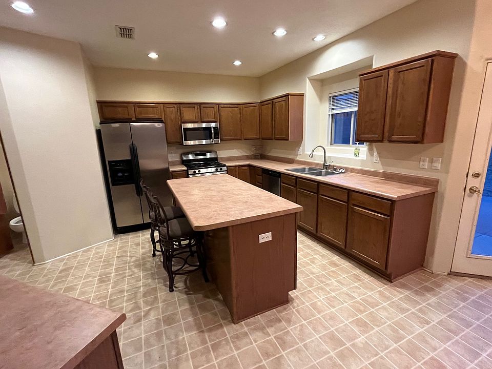 1st image of 11016 Alta Dr NW