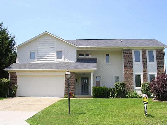 1st image of 84 N Glenbrook Ln