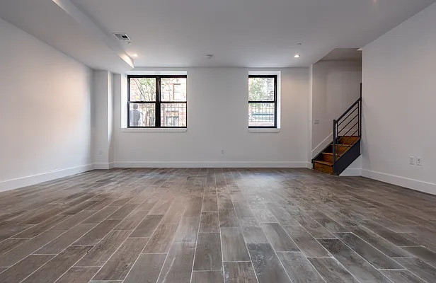 Rented by Nooklyn NYC LLC | media 41