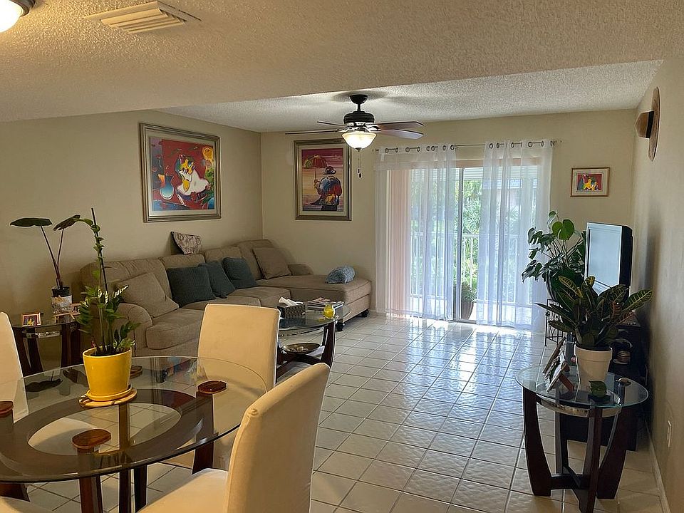 Living - Dining Area