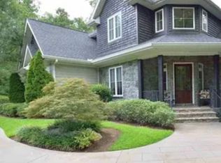 805 Elmtree Ln, Seneca, SC 29672
