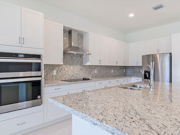 4th image of 4380 SW 177th Avenue