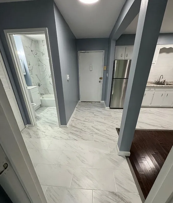 2 bed, 550 sqft, $1,800 — Photo 1
