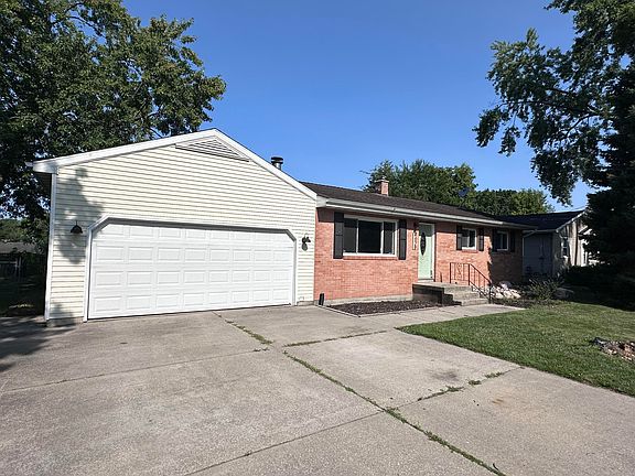 2nd image of 4029 Lindberg Ave NE