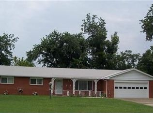 109 N Old Wilderness Rd, Nixa, MO 65714