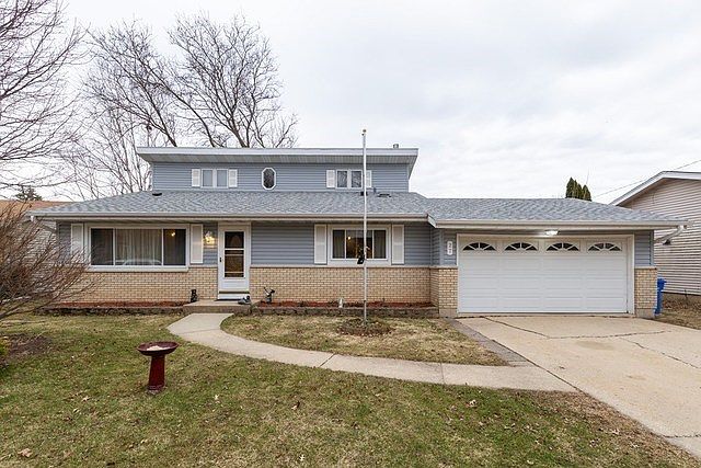 1st image of 27 Trenton Ave