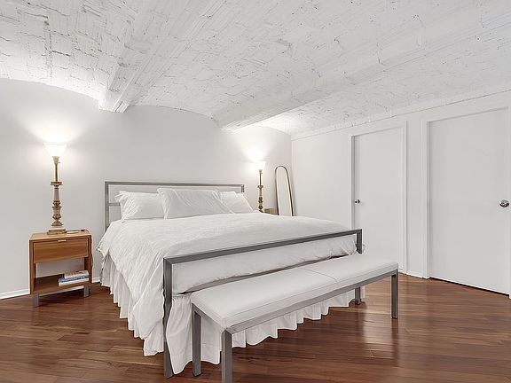 3rd image of 372 5th Ave APT 3M