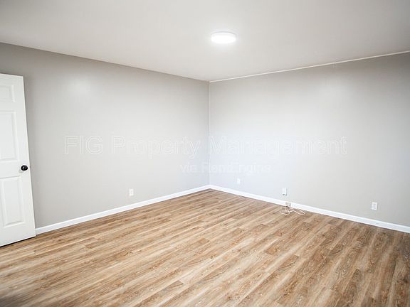 2nd image of 315 N Castle St #4