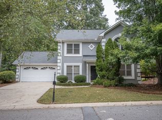 110 Cambridge Dr, Athens, GA 30606