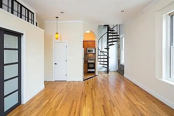 1st image of 200 W 78th St APT 5B