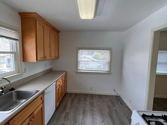3rd image of 1265 El Camino Real #4