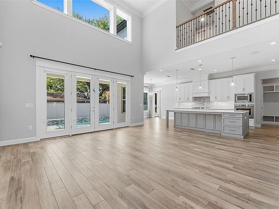 5th image of 4312 W OBISPO STREET