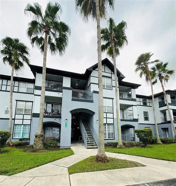 2 bed, 2.0 bath, 947 sqft, $1,850 — Photo 1